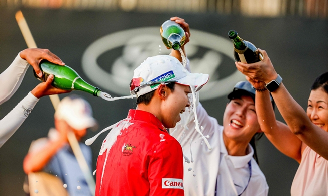 曼联拉什福德末段绝杀狼队