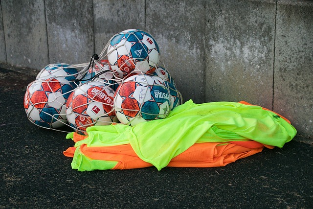 防他？不存在的！小罗的盘带是艺术